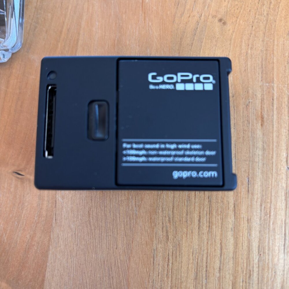 GoPro Hero 3+ & case - Picture 3 of 4